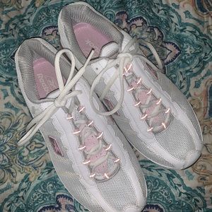 Reebok baby pink and white athletic sneakers